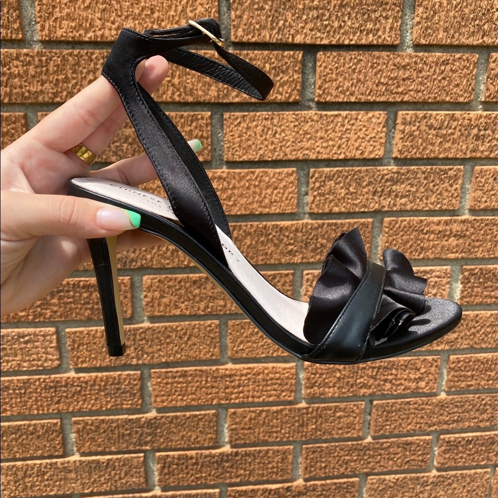 Chinese Laundry Black Satin Heel in multiple sizes - Picture 1 of 2